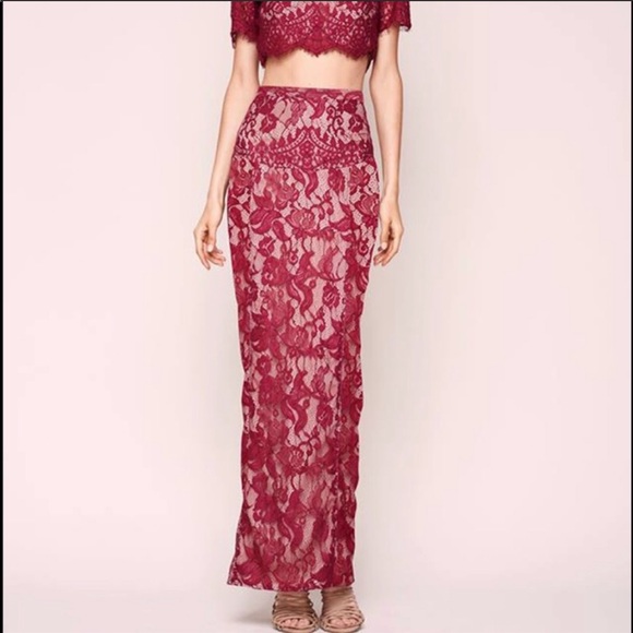 The Jetset Diaries Dresses & Skirts - The Jetset Diaries Yasmine Berry Lace Maxi skirt